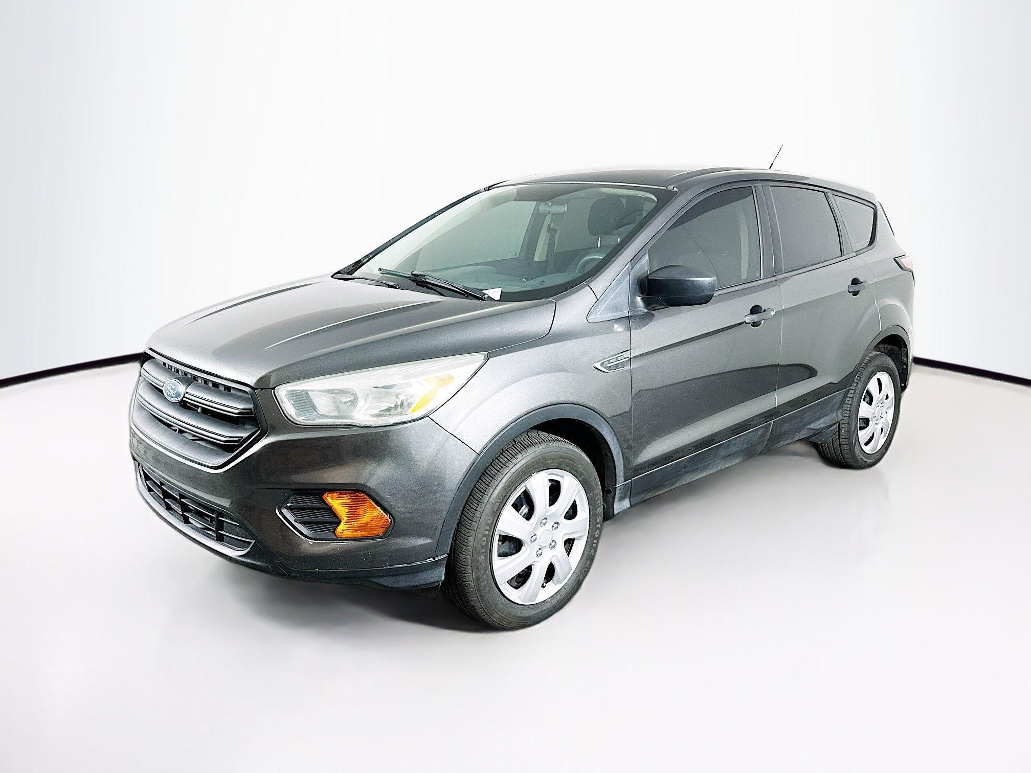 Used 2017 Ford Escape S FWD image 3