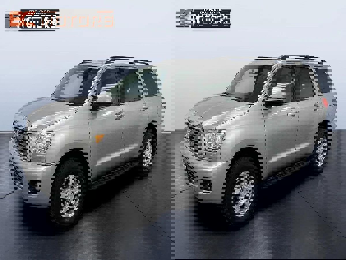 Used 2017 Toyota Sequoia SR5 image 1