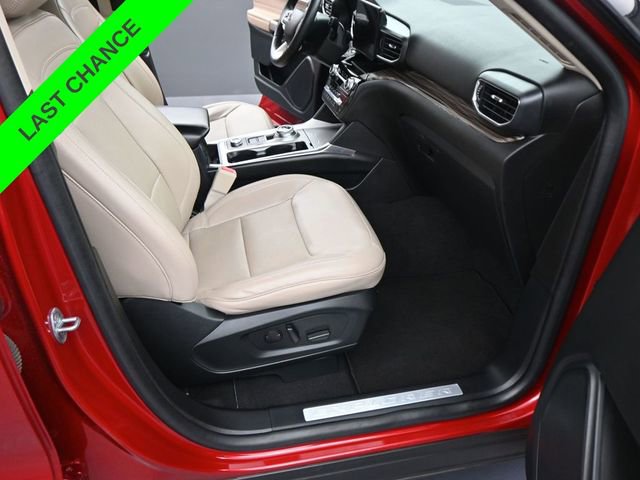 Used 2023 Ford Explorer Limited image 12