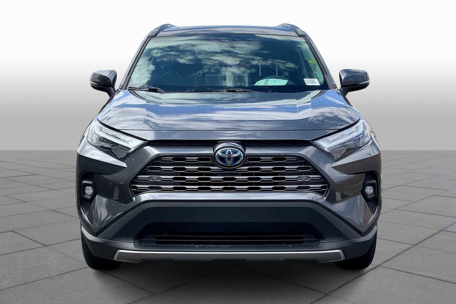 Used 2023 Toyota RAV4 Limited image 3