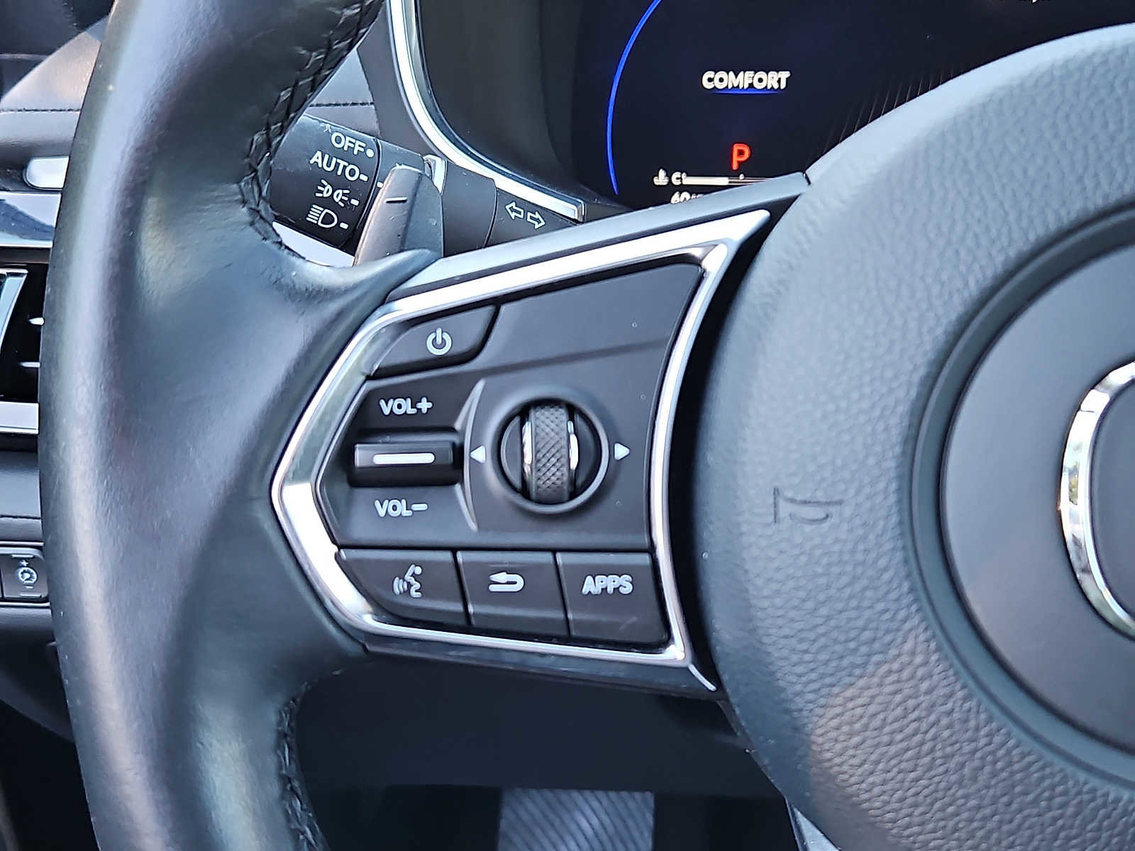 Used 2023 Acura MDX SH-AWD w/ Technology Package image 24