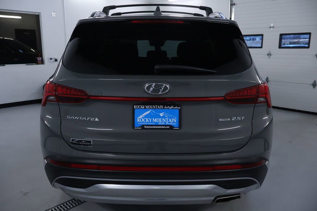 Used 2022 Hyundai Santa Fe Limited image 6