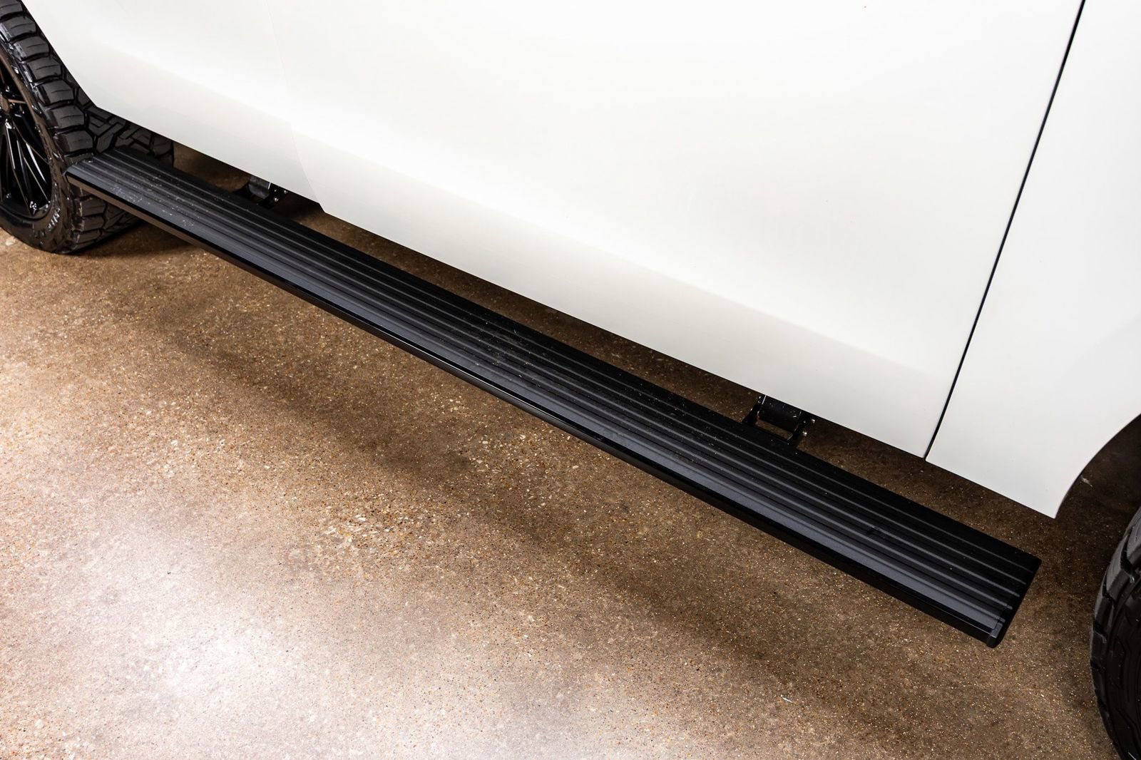 Used 2025 Ford Expedition Platinum w/ Stealth Performance Package image 13