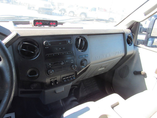 Used 2016 Ford F550 2WD Crew Cab Super Duty image 37