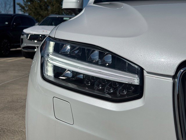Certified 2025 Volvo XC90 T8 Plus AWD/4WD image 12
