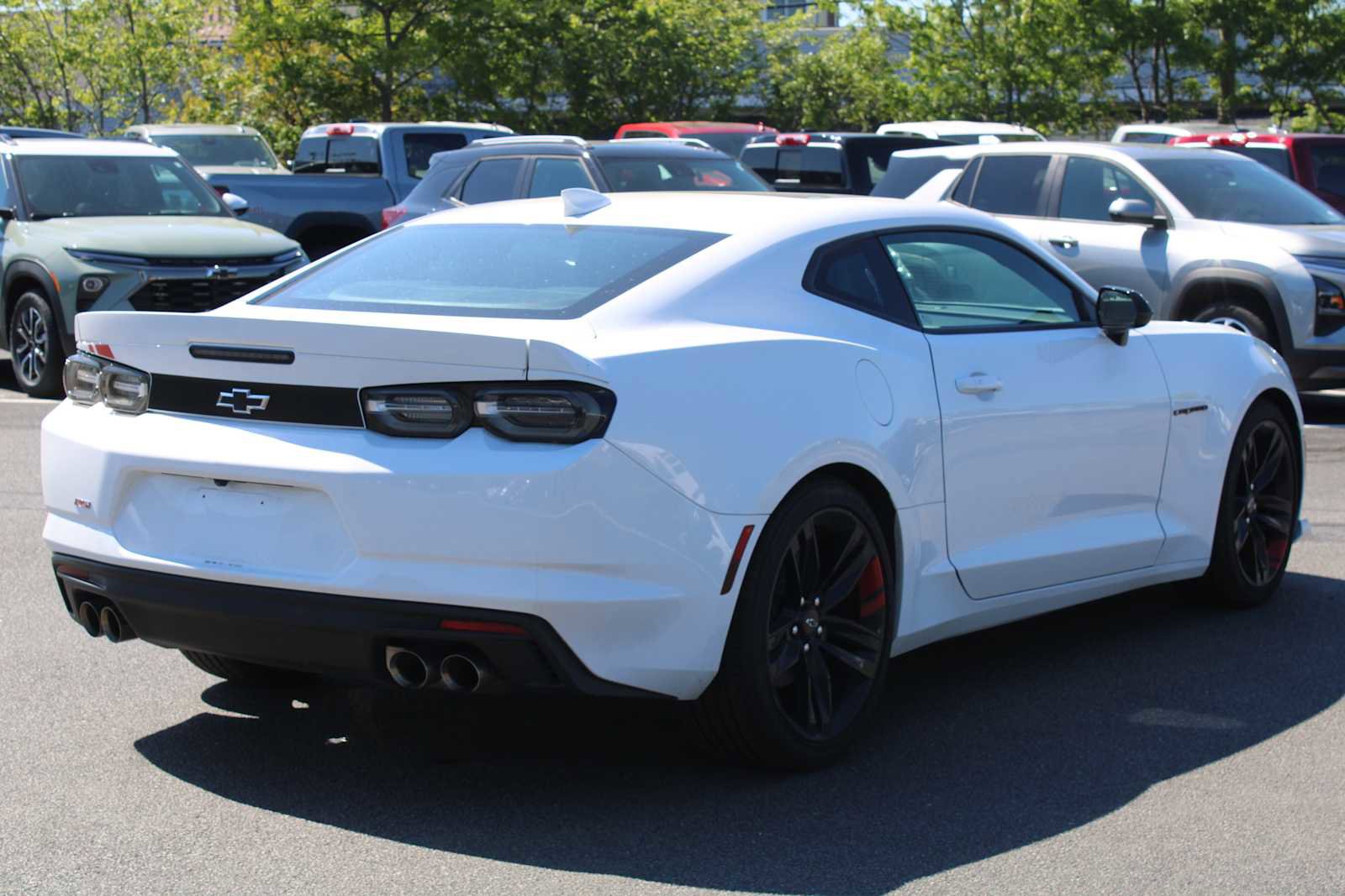 Used 2021 Chevrolet Camaro LT w/ Redline Edition RWD image 4