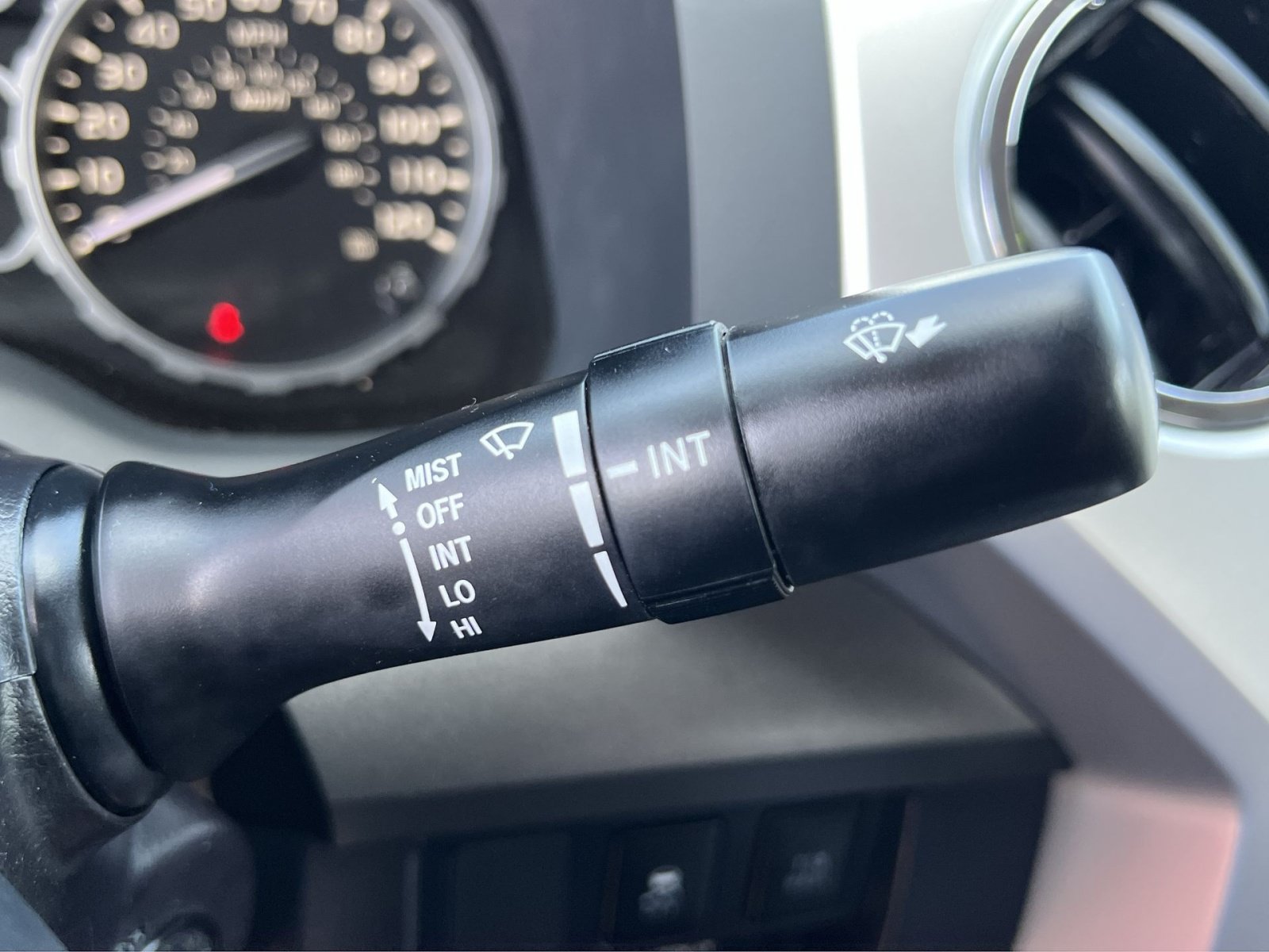 Used 2019 Toyota Tundra SR5 w/ TRD Off Road Package AWD/4WD image 31