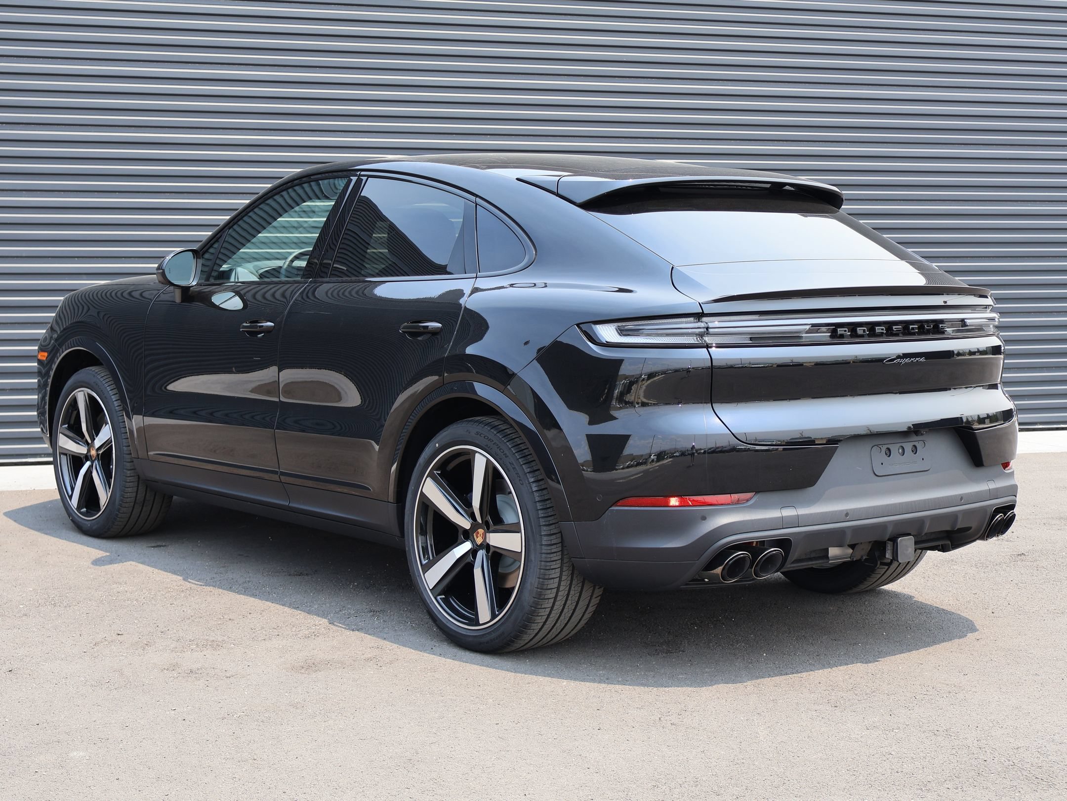 New 2026 Porsche Cayenne Coupe AWD/4WD image 3