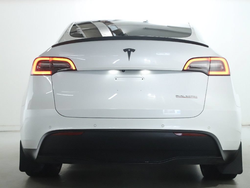 Used 2022 Tesla Model Y Performance AWD/4WD image 39