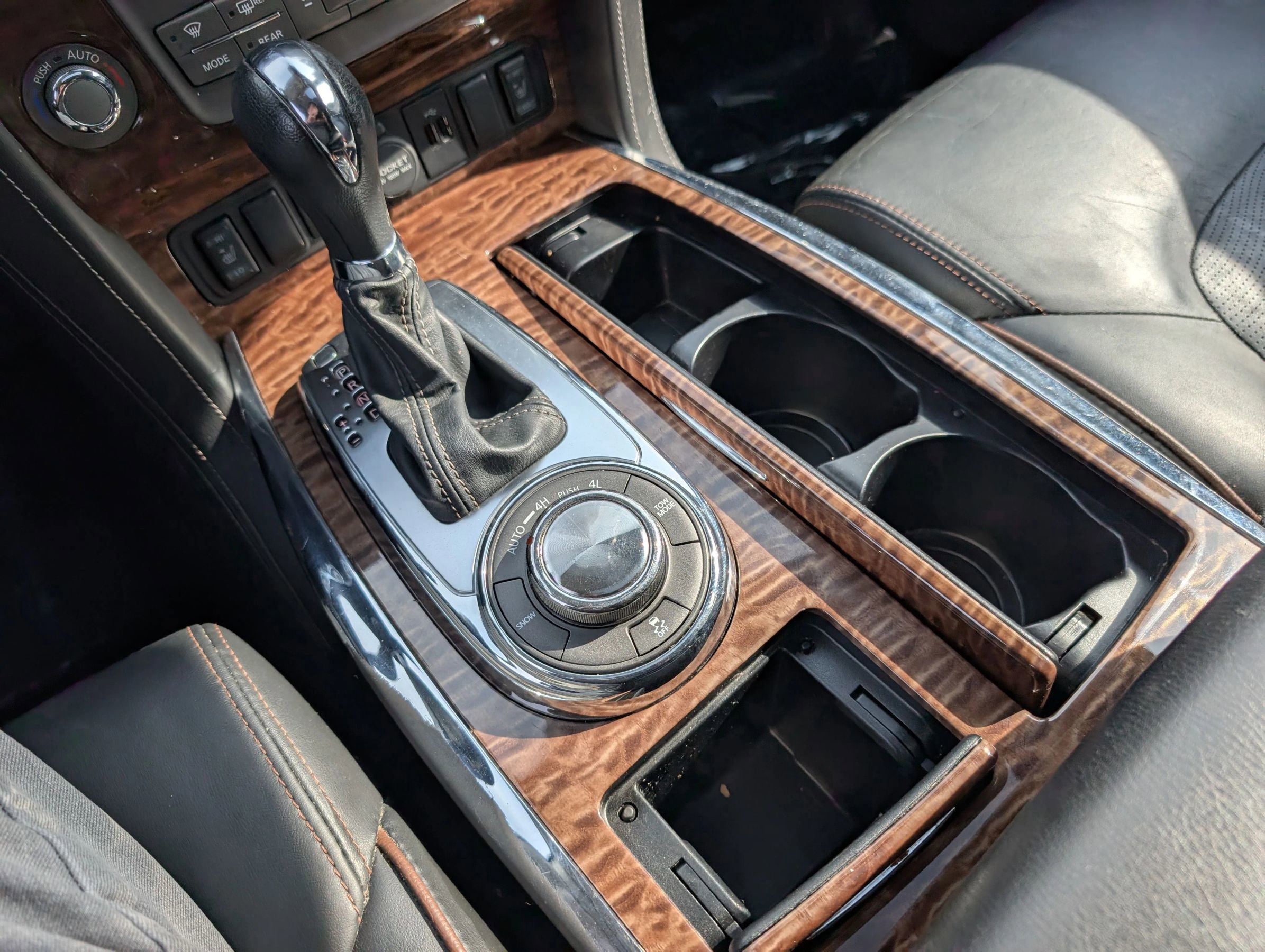 Used 2019 Nissan Armada SL w/ Premium Package image 27