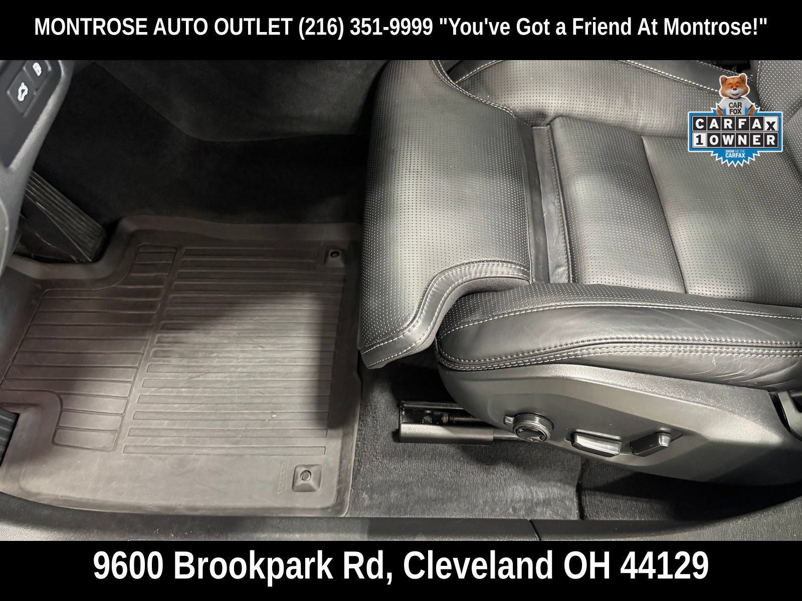 Certified 2024 Volvo XC60 T8 Ultimate w/ Protection Package Premier AWD/4WD image 19