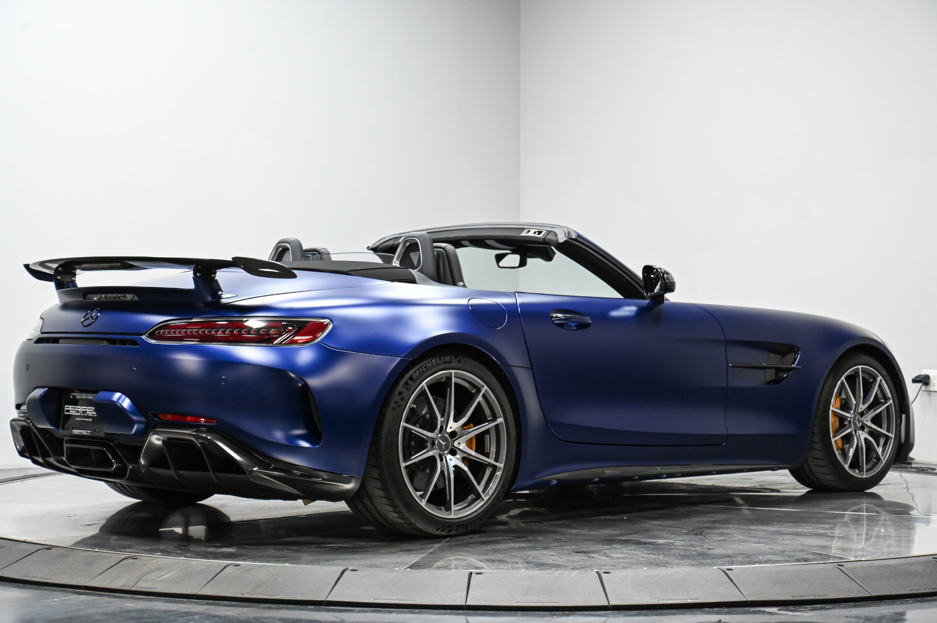 Used 2020 Mercedes-Benz AMG GT R image 12