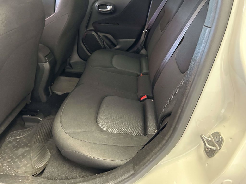 Used 2020 Jeep Renegade Sport w/ Sport Appearance Group FWD image 14