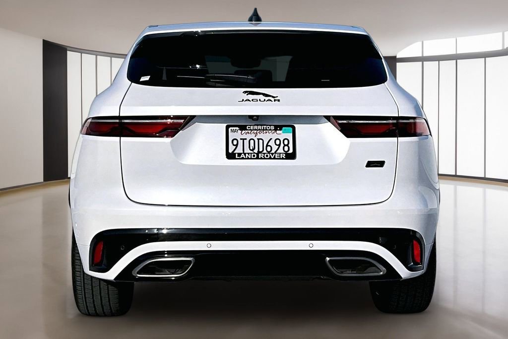 Used 2026 Jaguar F-PACE R-Dynamic S AWD/4WD image 5