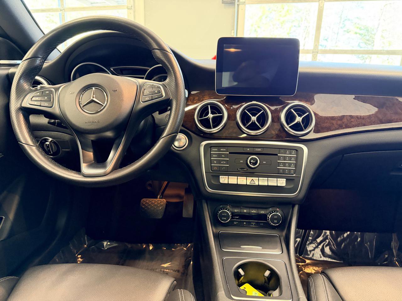 Used 2018 Mercedes-Benz CLA 250 image 29