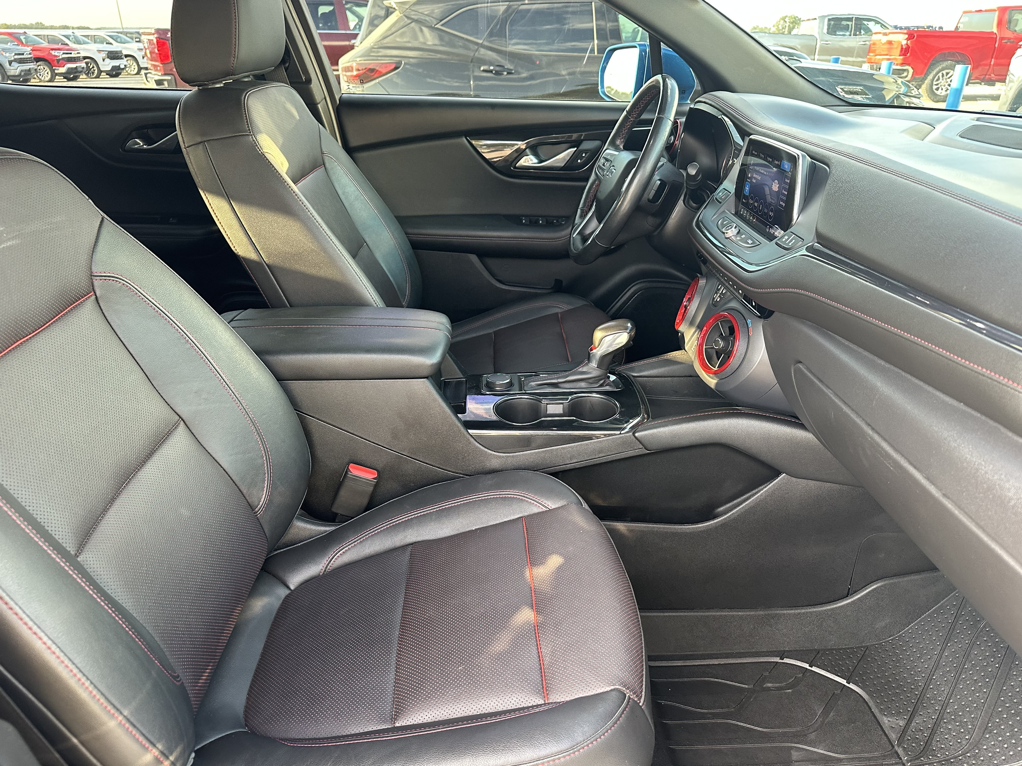 Used 2020 Chevrolet Blazer RS w/ LPO, Floor Liner Package FWD image 11