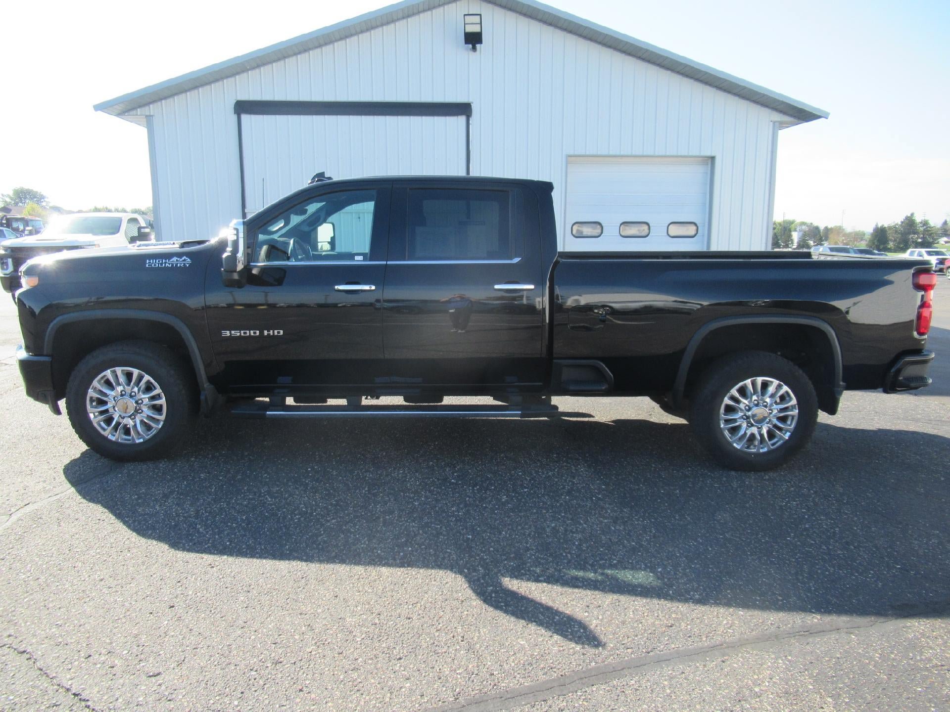 Certified 2023 Chevrolet Silverado 3500 High Country w/ Technology Package AWD/4WD image 8