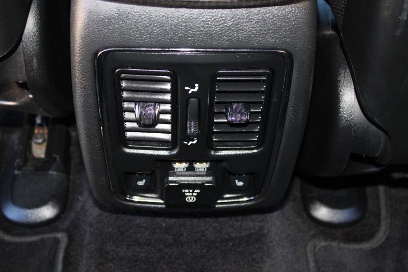 Used 2017 Jeep Grand Cherokee Limited w/ Luxury Group II RWD image 27