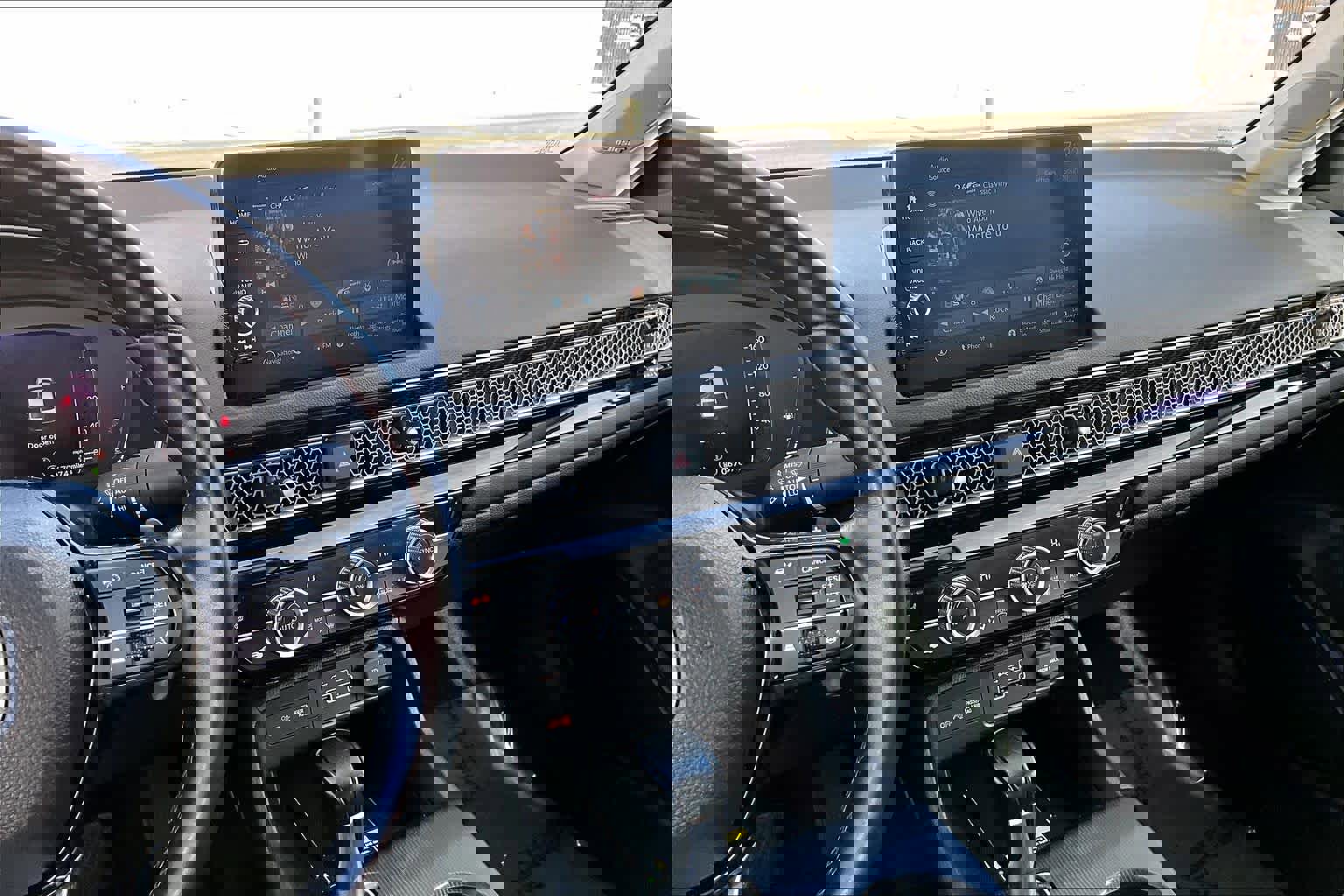 Used 2022 Honda Civic Touring image 6