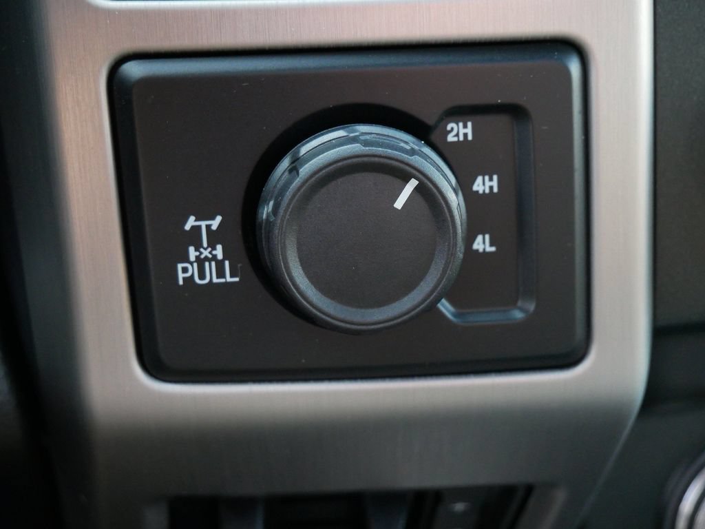 Certified 2021 Ford F350 Platinum AWD/4WD image 25
