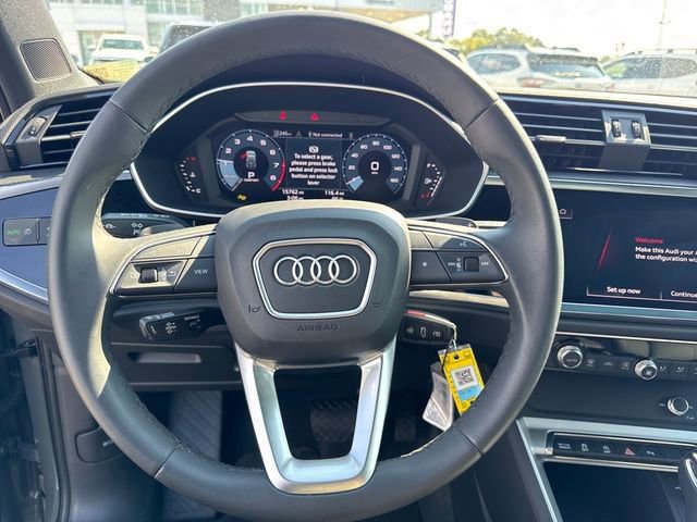 Used 2025 Audi Q3 2.0T Premium image 17