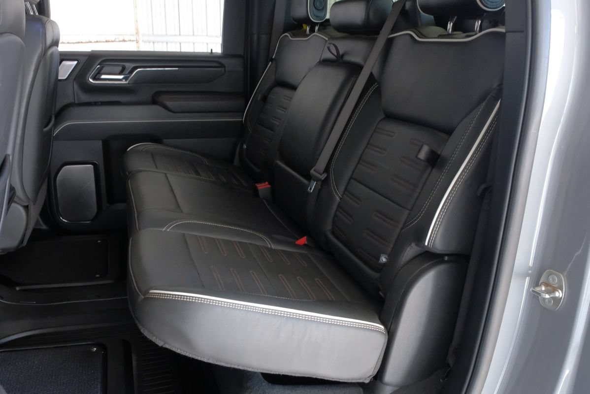 Used 2024 GMC Sierra 2500 AT4X AWD/4WD image 39