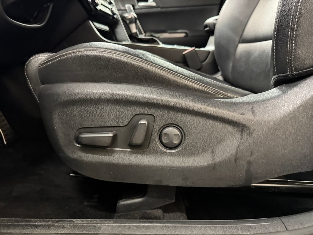 Used 2021 Kia Sportage S w/ S AWD Premium Package image 13