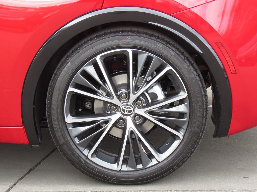 New 2026 Toyota Prius XLE FWD image 34