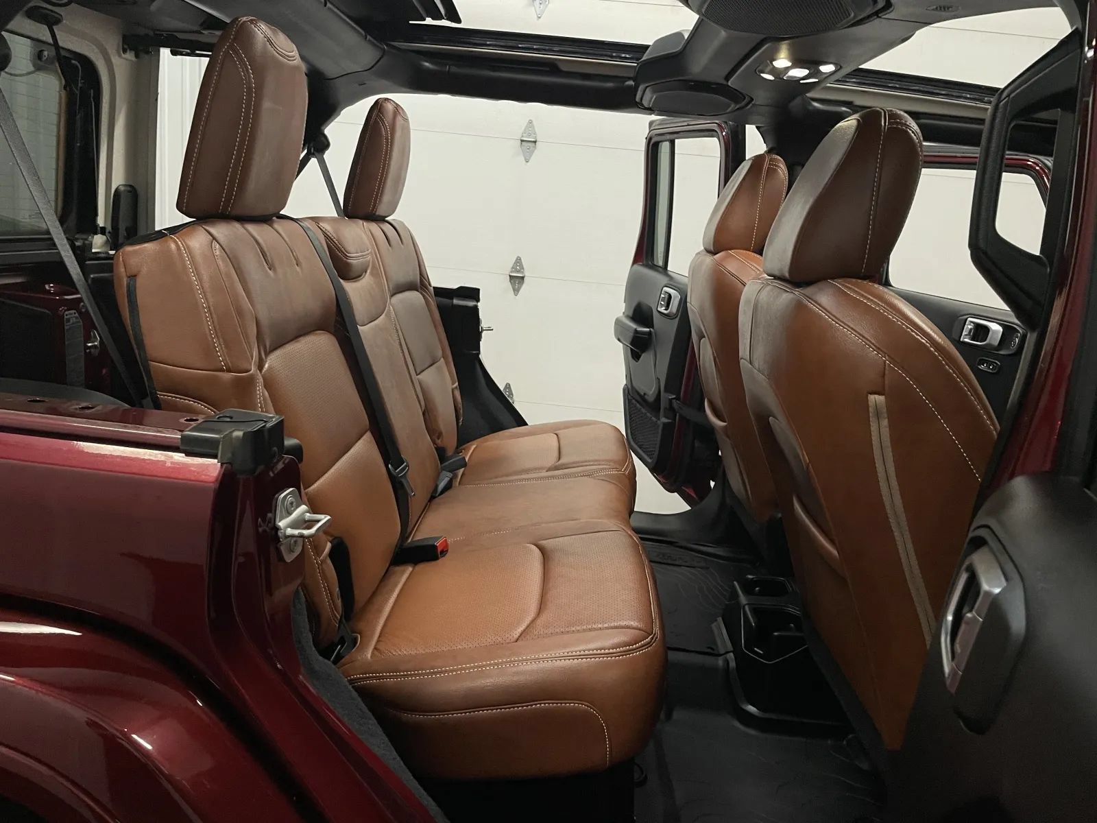 Used 2021 Jeep Wrangler Unlimited Sport AWD/4WD image 43