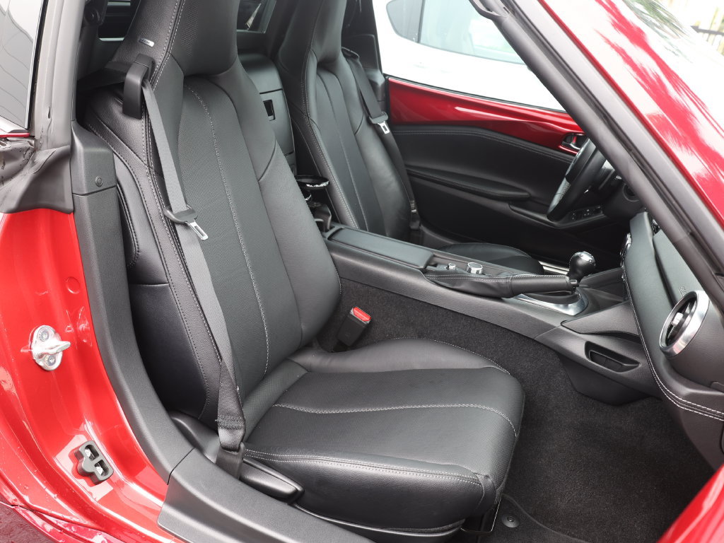 Used 2023 MAZDA MX-5 Miata Grand Touring RWD image 15