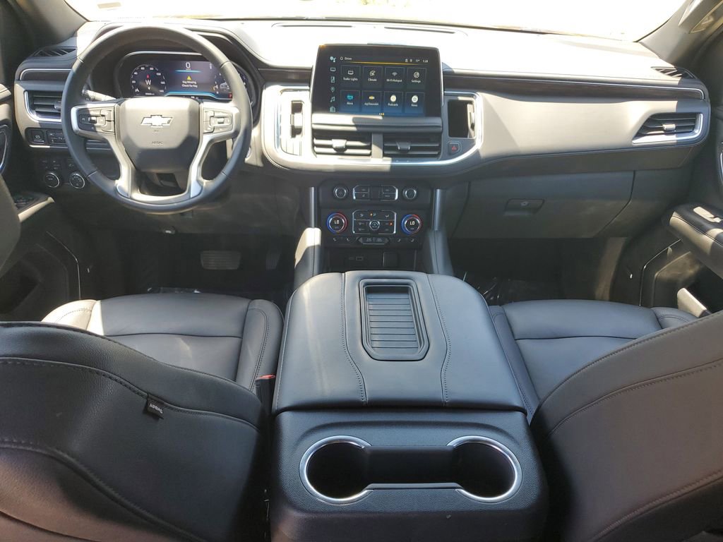 Used 2024 Chevrolet Suburban LT AWD/4WD image 11