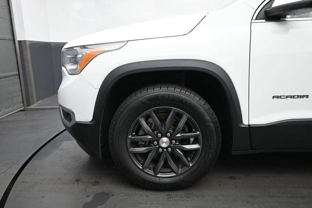 Used 2019 GMC Acadia SLT FWD image 9
