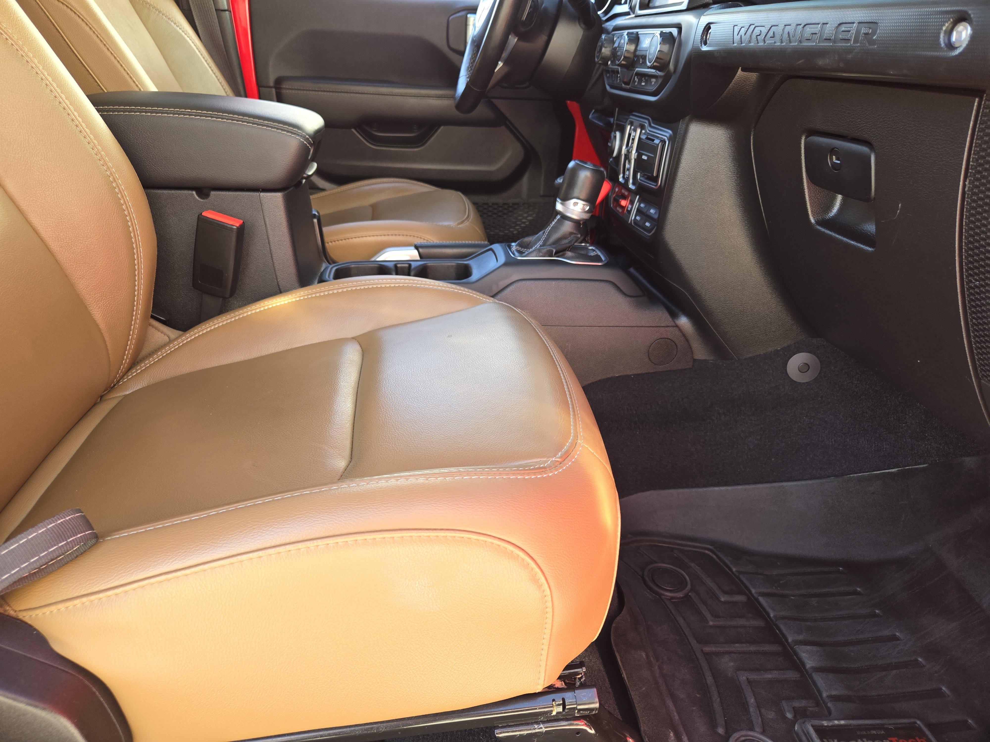 Used 2021 Jeep Wrangler Unlimited Rubicon 4xe w/ Steel Bumper Group image 17