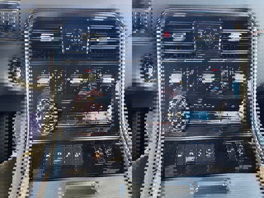 New 2026 Nissan Armada PRO-4X w/ Captain's Chari Seat Package image 20