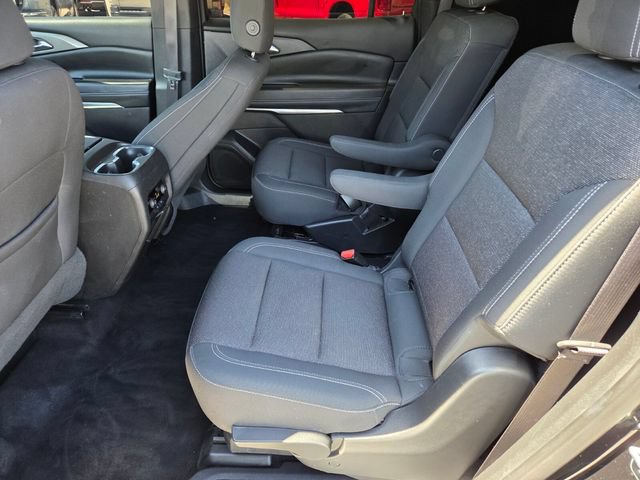 Certified 2025 Chevrolet Traverse LT w/ Midnight/Sport Edition FWD image 12
