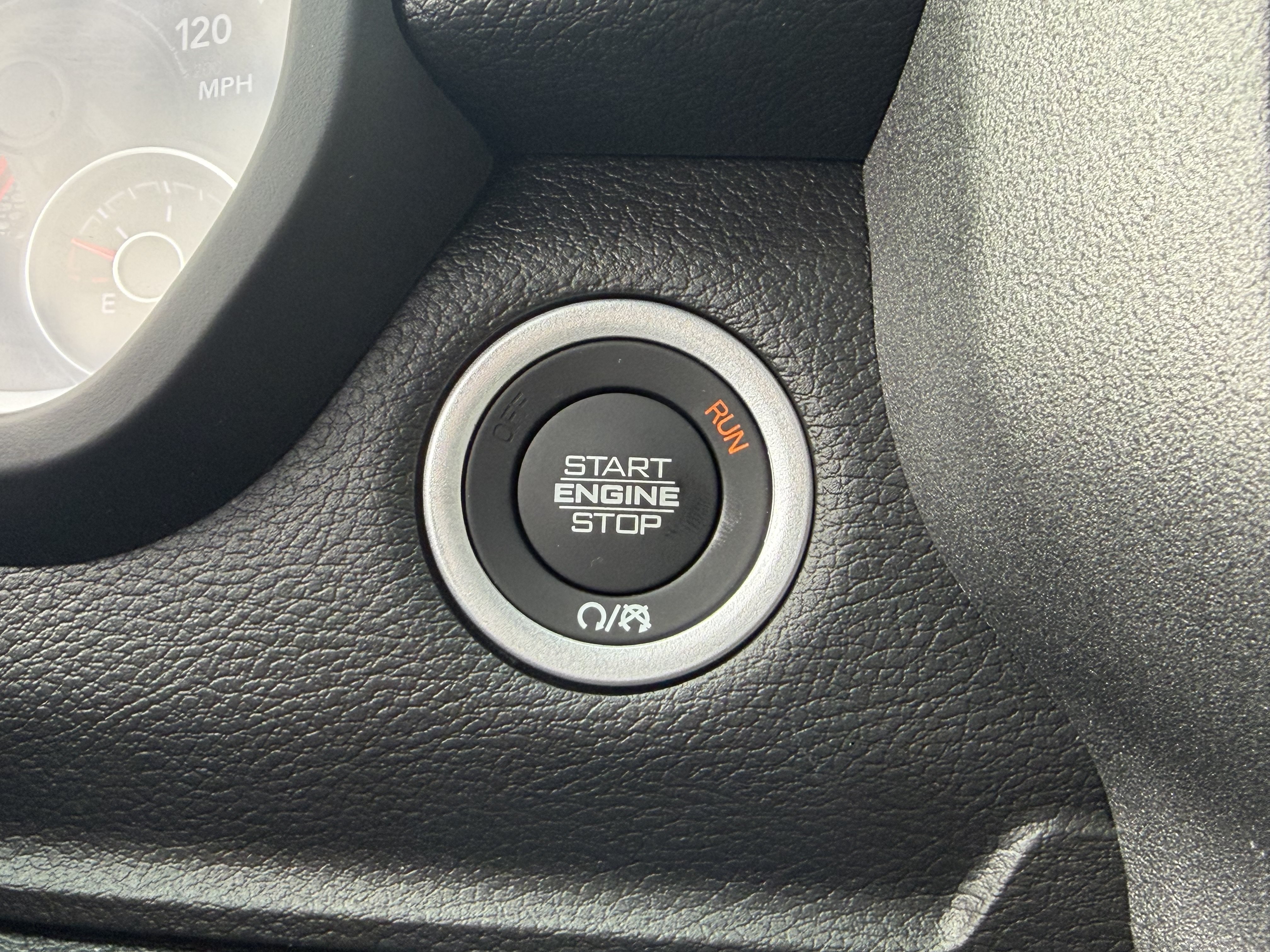 New 2026 RAM 1500 Express RWD image 25