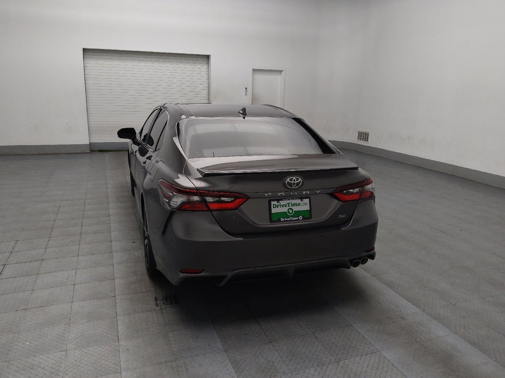 Used 2022 Toyota Camry SE image 6