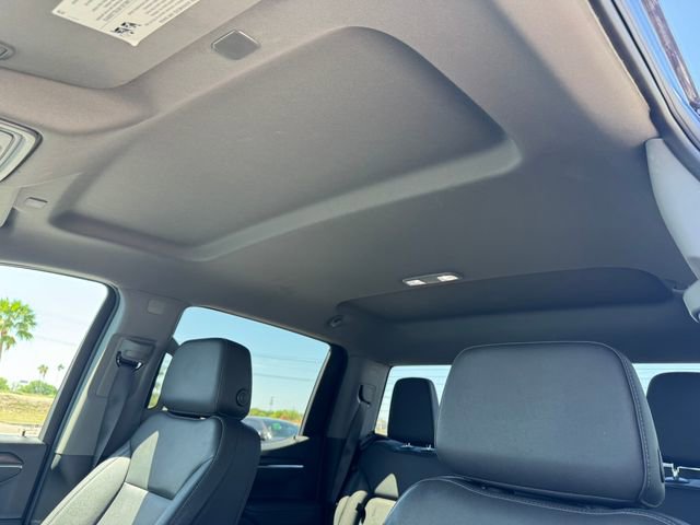 Used 2025 GMC Sierra 1500 SLT AWD/4WD image 5