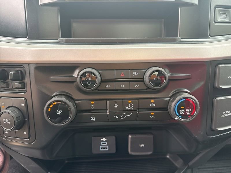 New 2025 Ford F350 XLT image 30