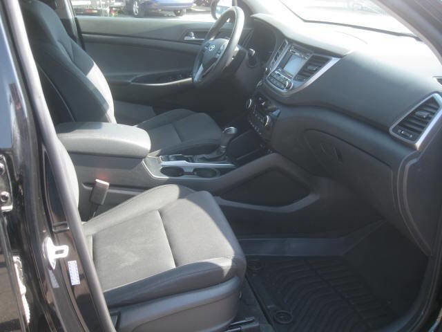 Used 2017 Hyundai Tucson Sport w/ Cargo Package image 20