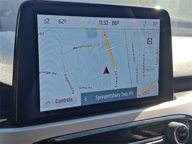 Used 2022 Ford Escape SE w/ SE Sport Appearance Package image 3