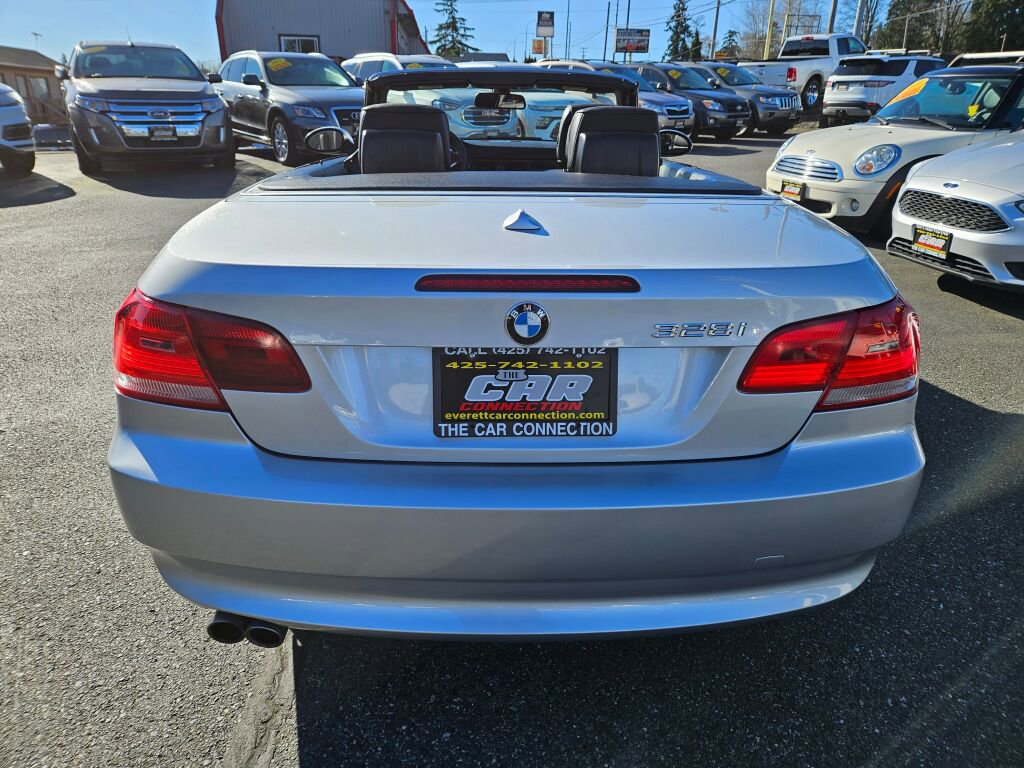 Used 2009 BMW 328i Convertible image 6