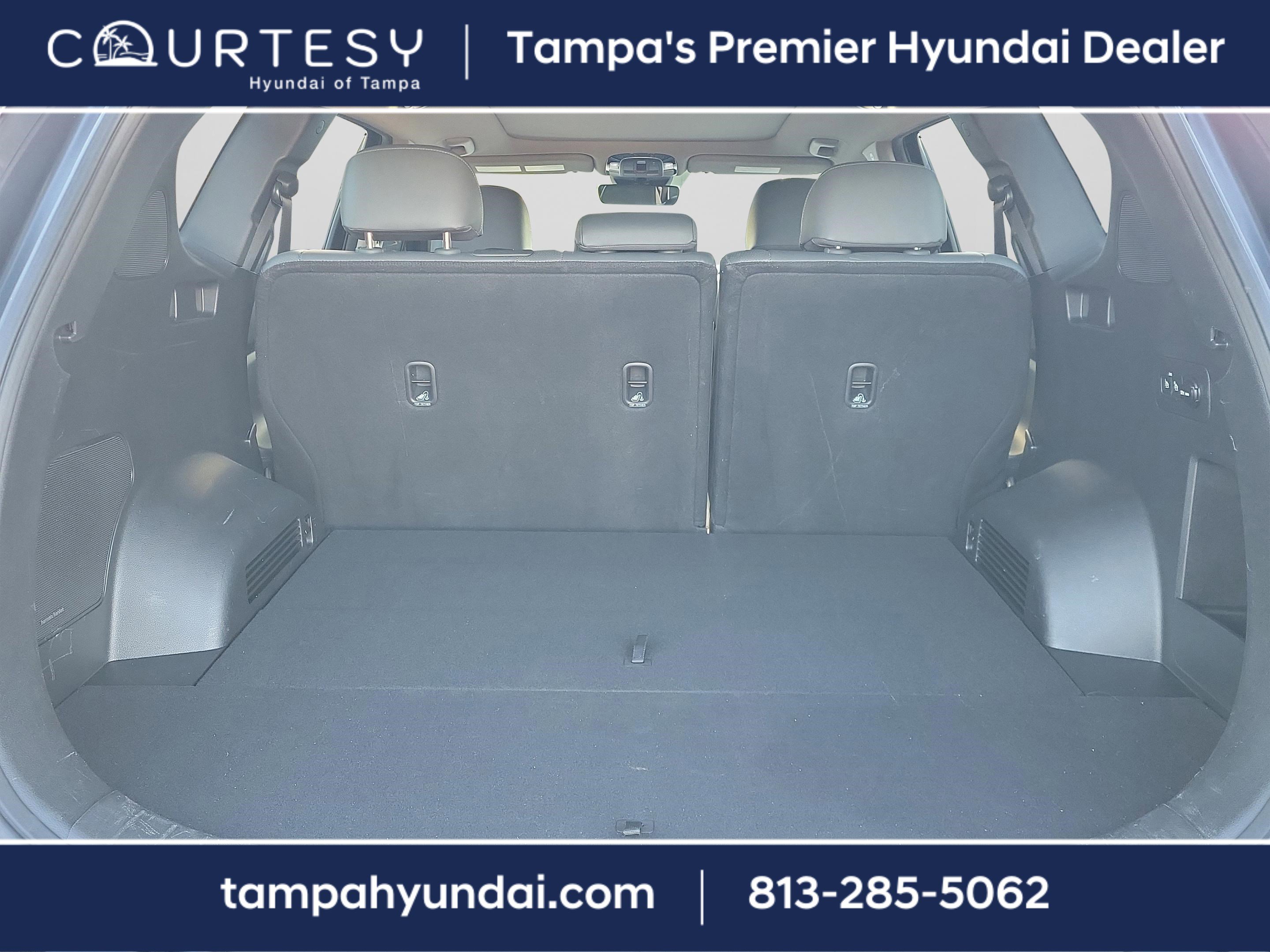 Certified 2023 Hyundai Santa Fe SEL w/ Premium Package image 8