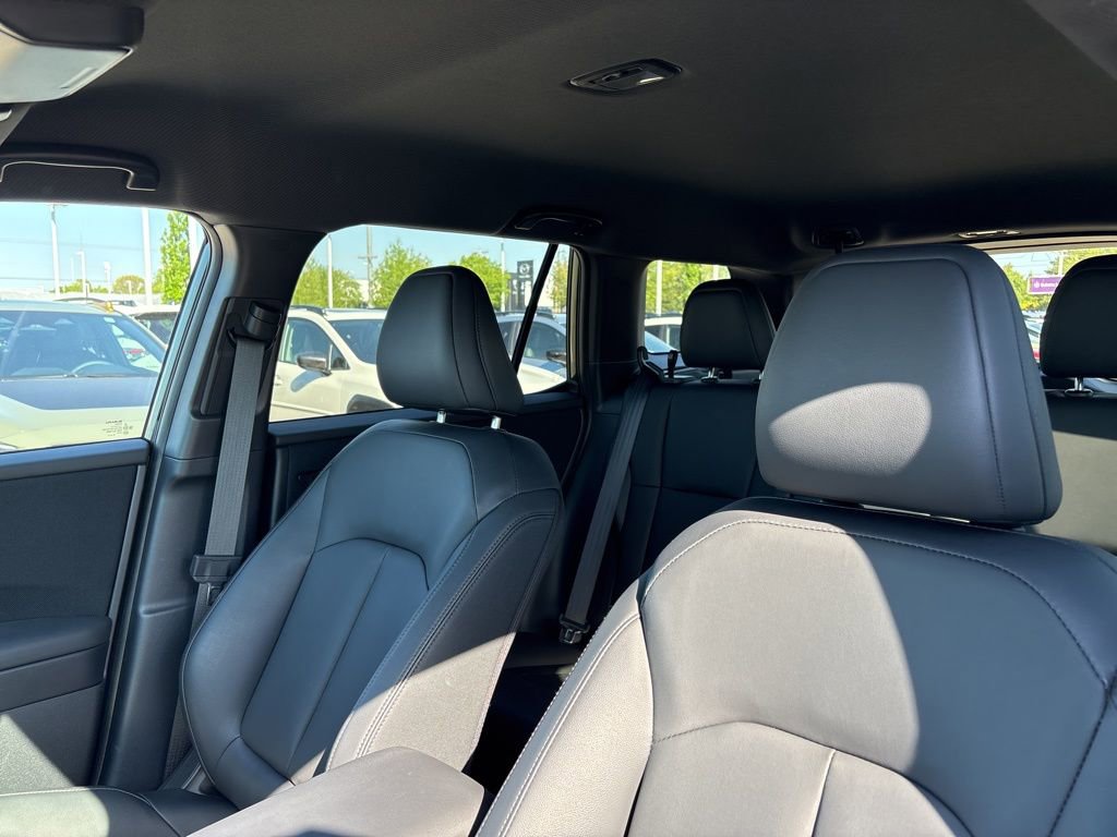 Used 2026 Subaru Outback Premium image 5