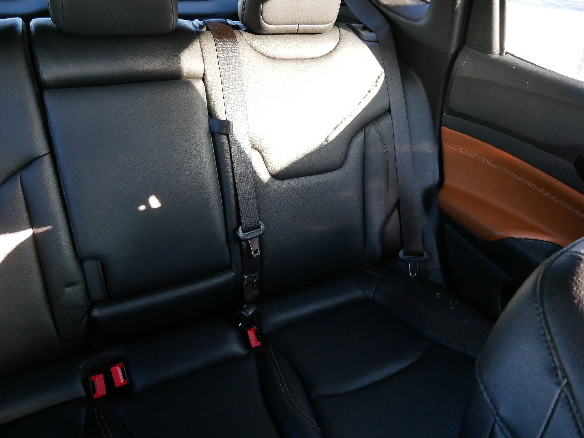 Used 2024 Jeep Compass Limited image 14