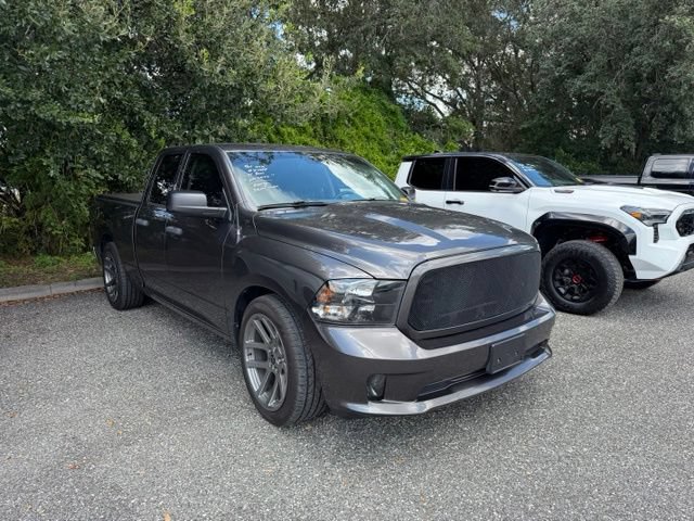Used 2014 RAM 1500 Express RWD image 2