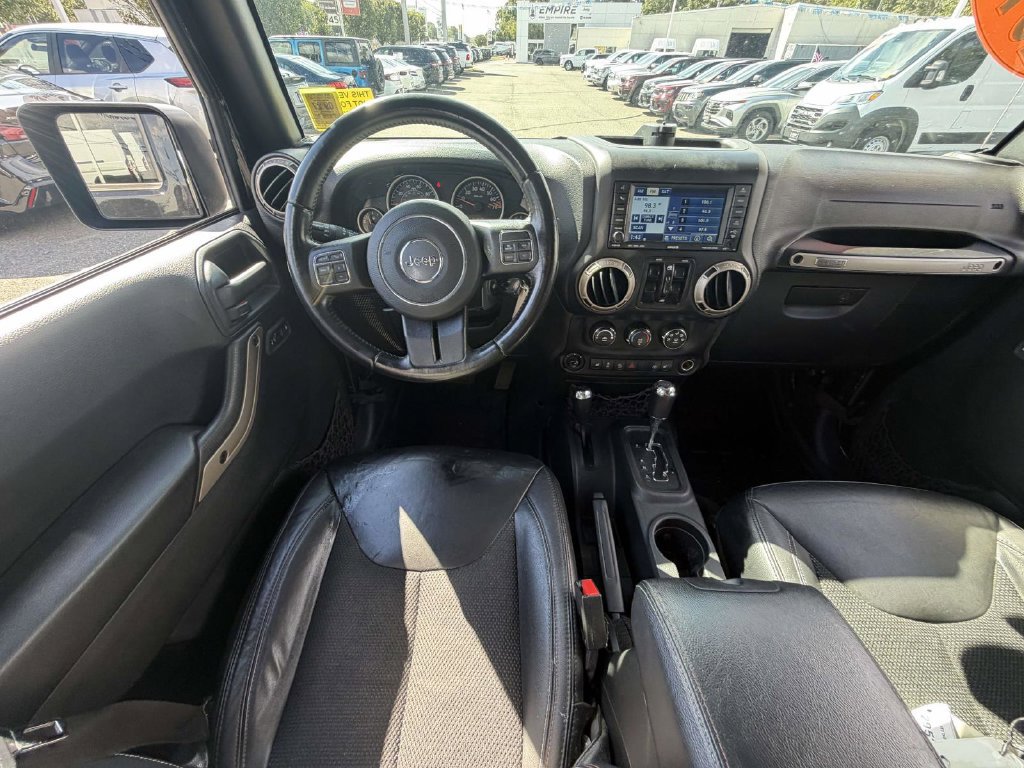 Certified 2016 Jeep Wrangler Unlimited Sahara AWD/4WD image 22