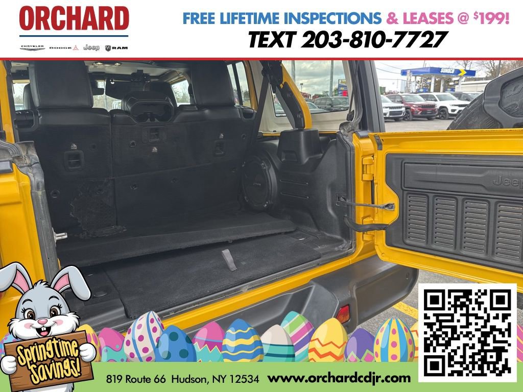 Used 2019 Jeep Wrangler Unlimited Sahara w/ Dual Top Group AWD/4WD image 17