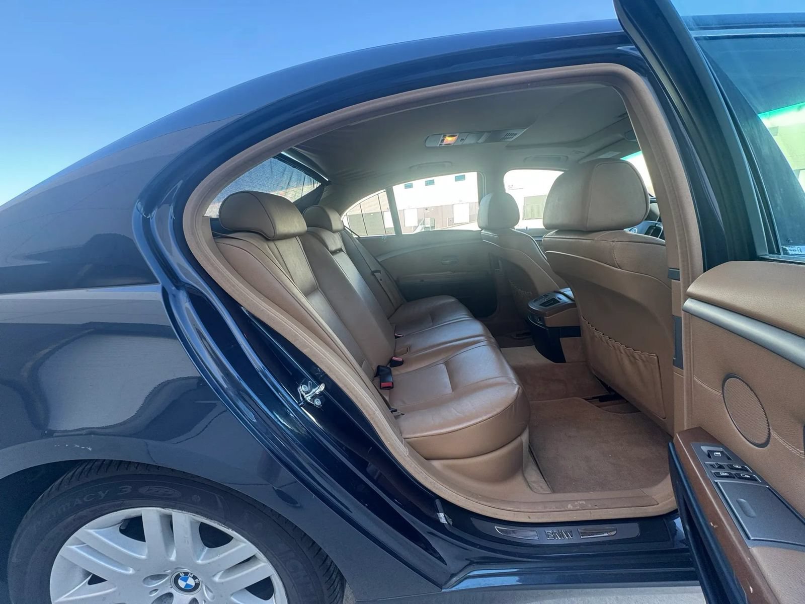 Used 2002 BMW 745i RWD image 12