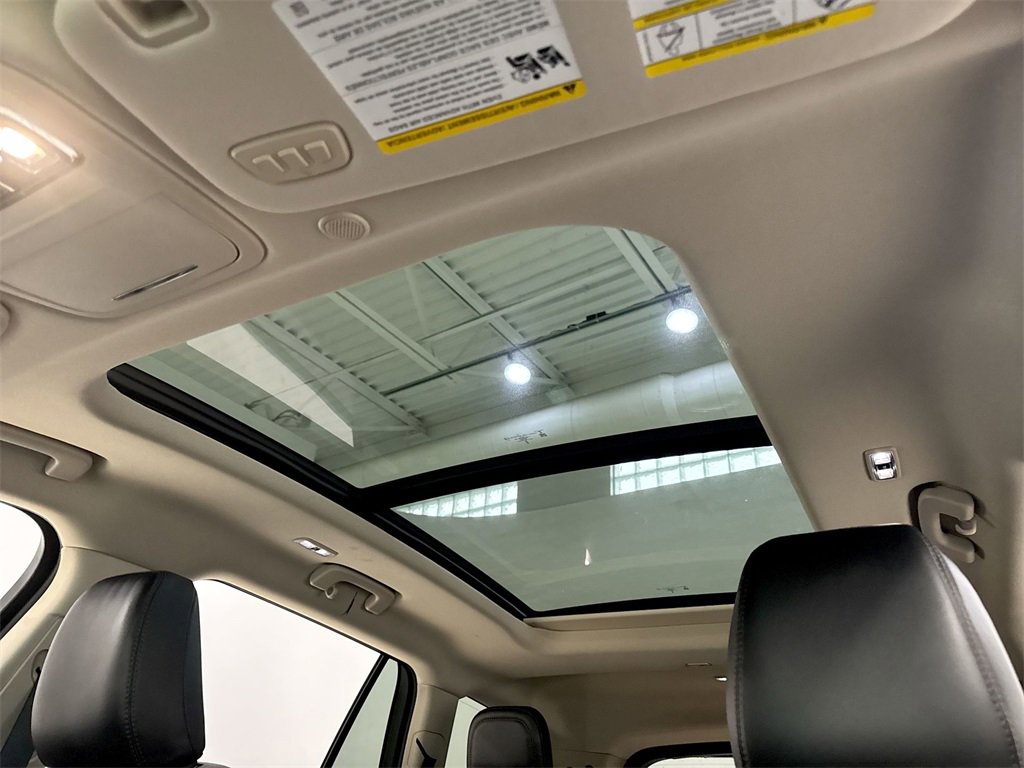 Used 2022 Lincoln Aviator AWD w/ Premium Package image 26